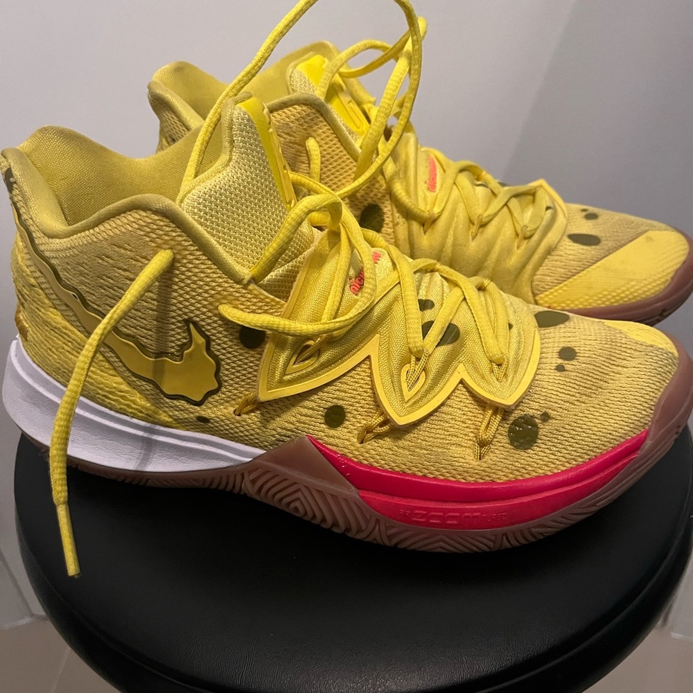 Nike Kyrie 5 SpongeBob sneakers